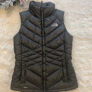 Women’s North face Vest